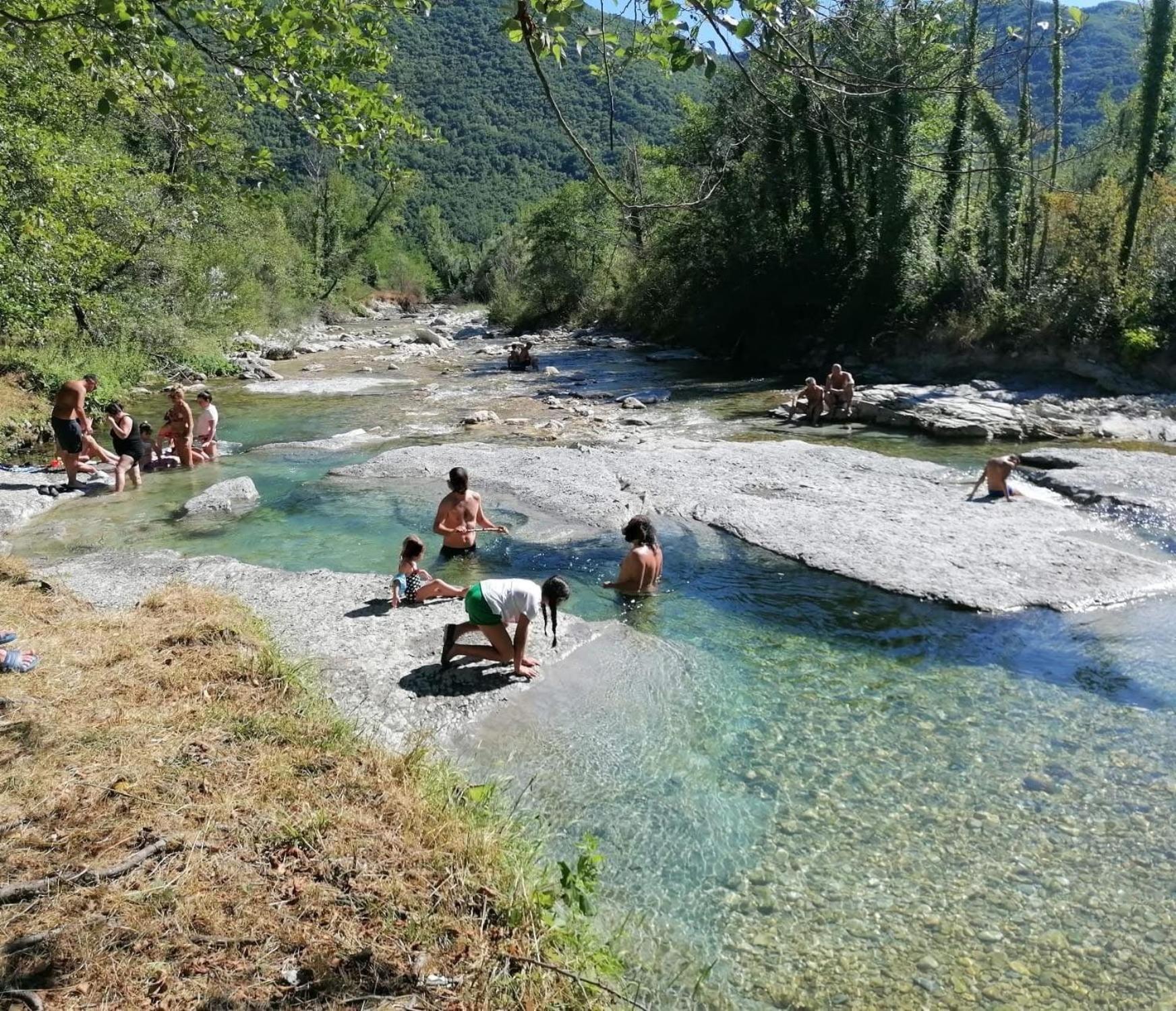Al Capannone Di Pietro Bed & Breakfast Colli a Volturno Dış mekan fotoğraf